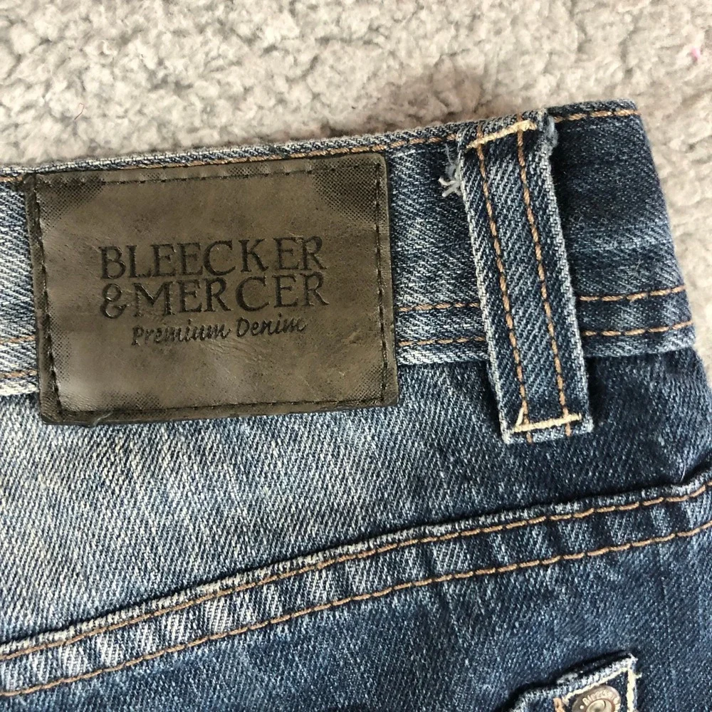 Bleecker & Mercer Mens Distressed Straight Leg Jeans Blue Ripped W32 L32